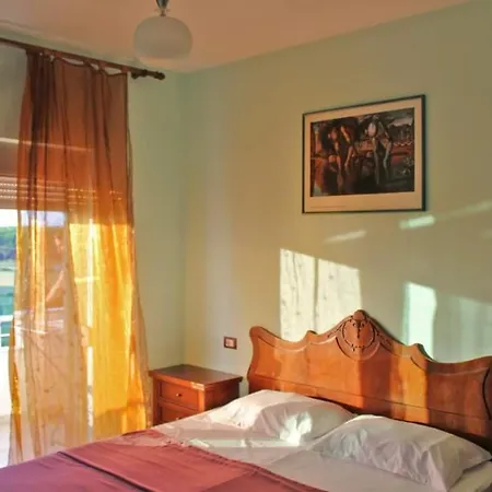 Gurguri 3* Golem (Tirana)